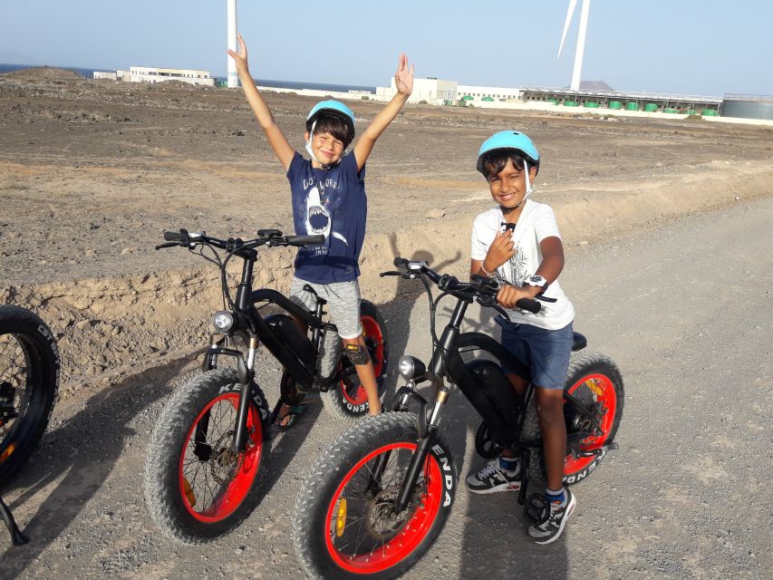 Fuerteventura: Explore the Area with a Bike Rental - Corralejo Natural Park and Calderón Hondo: Your Main Attraction Arc