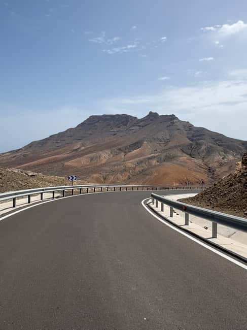 Fuerteventura: Island Highlights Sightseeing Tour - Tindaya and Granadillos: why high viewpoints change your whole map