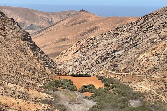 Fuerteventura: PANORAMA GRAND TOUR 2in1 Historic & photo tour. - Playa de Sotavento: the 30 km beach view from the mirador del Salmo