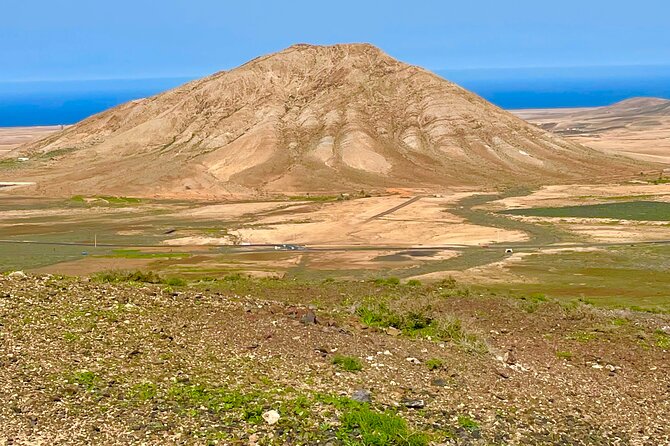 Fuerteventura: PRIVATE Panorama grand TOUR - Ajuy: black sand, limestone caves, and an easy lunch decision