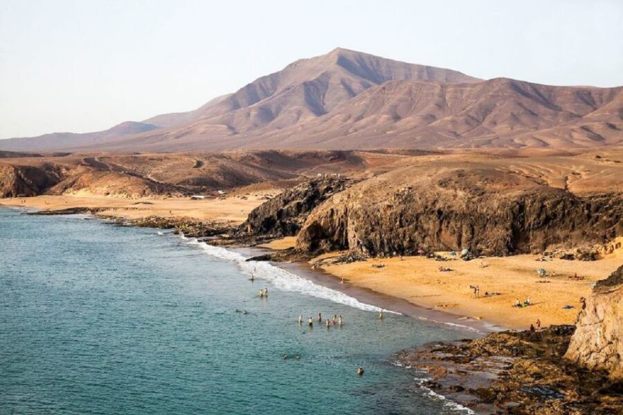 Fuerteventura: Round-Trip or 1-Way Ferry Ticket to Lanzarote - Corralejo to Playa Blanca in about 30 minutes, with Wi‑Fi onboard