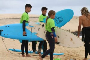 Fuerteventura: Surf Lesson for All Levels and Ages - The 3.5-Hour Flow: Theory First, Then Practical Skills