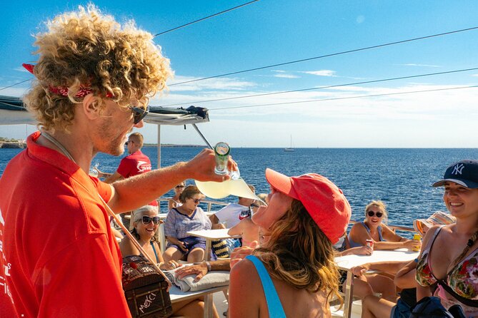 Full day boat trip with lunch - Lunch onboard: what you eat, when it matters, and why it’s good value