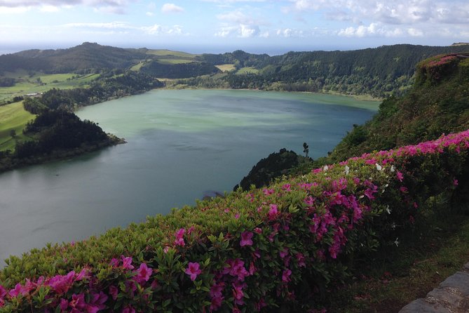 Full-Day Furnas Adventure: Lake, Fumaroles and Thermal Pools - Key Highlights at a Glance