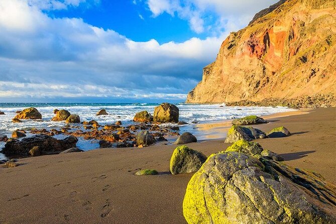 Full Day Guided Tour to La Gomera from Tenerife - San Sebastián de La Gomera: history, churches, and Torre del Conde