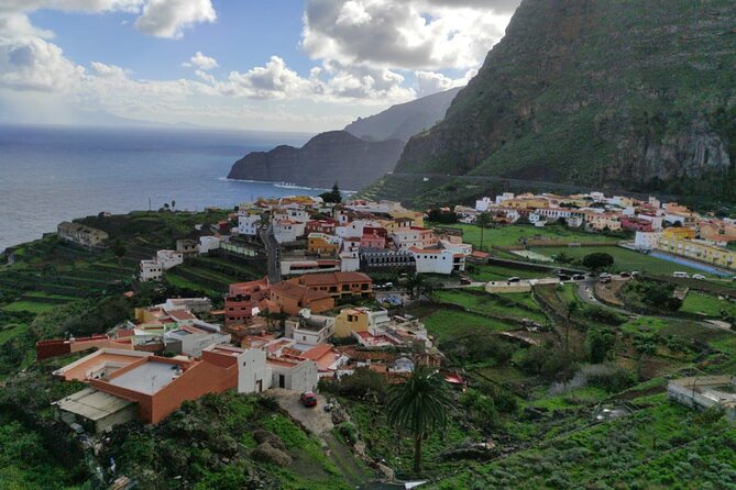 Full Day Guided Tour to La Gomera from Tenerife - Lunch, Silbo whistling, and how the food fits the day