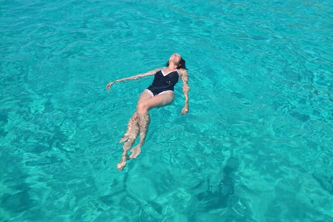 Full Day Private Boat Tour San Vito Lo Capo - Castellammare - Cala Bianca and Cala Rossa: two final swims to close strong