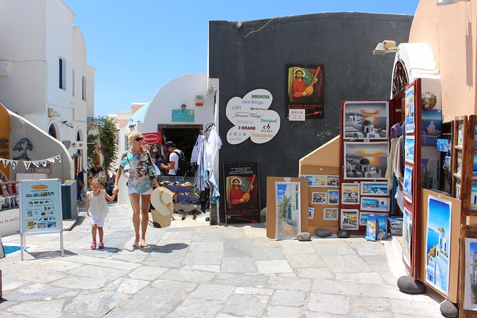 Full-Day Santorini Island Trip from Crete - Guides you’ll actually feel in the day: from jokes to photo strategy