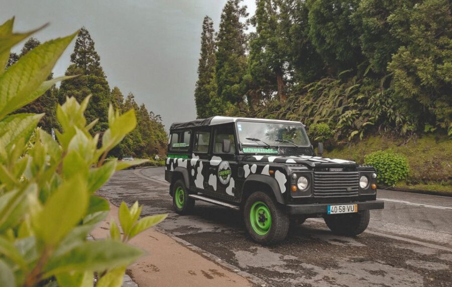 Full Day Sete Cidades + Lagoa do Fogo - Lagoa do Fogo and the Pico da Barrosa finish