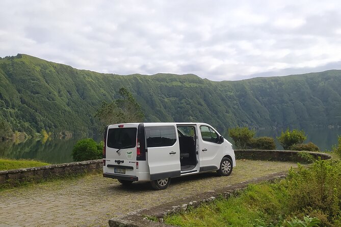 Full-Day Sete Cidades & Lagoa do Fogo Tour With Lunch (West Tour) - Salto do Cabrito and Praia do Areal de Santa Bárbara: Finish with Geothermal Power and Black Sand