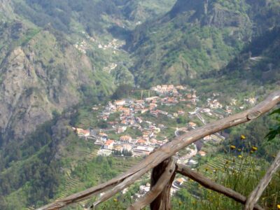 Funchal: Nuns Valley Half Day Tour - Pico dos Barcelos: the first view that sets the tone