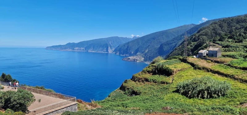Funchal Private 4-Seater VIP Mercedes / 8-Seater Minibus - Price and value for small groups up to 4
