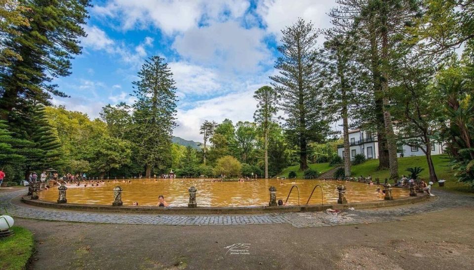 Furnas: Thermal Springs & Tea Plantation Day Tour with Lunch - Entering the day: pickups, van rides, and getting your bearings