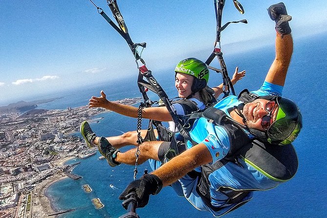 GOLD paragliding flight including videos/photos, t-shirt and a bottle of Cava - Entering the Mercedes Vito Pickup in Costa Adeje