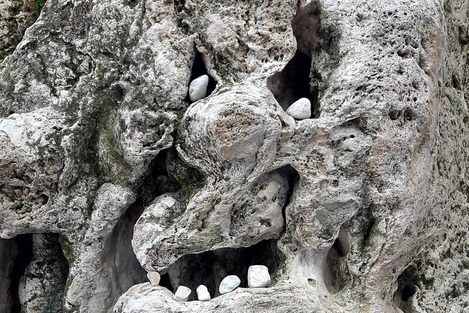 Gorropu canyon guided hike - Footwear and gear: what will save your feet