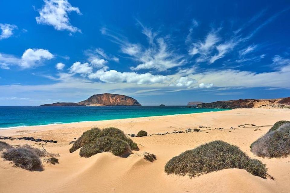 Graciosa Island: Jeep Safari Playa De las Conchas - Why a 1.5-Hour La Graciosa Jeep Safari Works