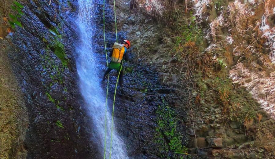 Gran Canaria: Canyoning Trip - The 9:30 start at Decathlon Telde: gearing up fast
