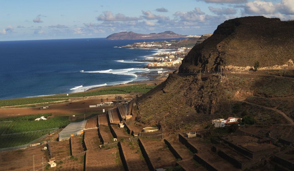 Gran Canaria: Grand Island Tour by Bus with Transfers - Puerto de Mogán: Little Venice and a Calm Boat Ride