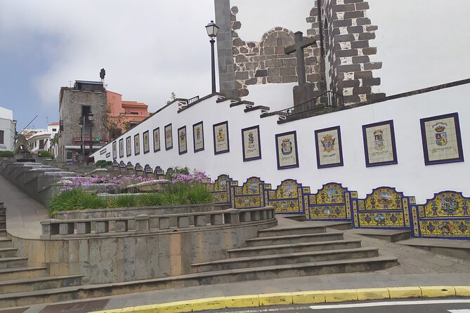 Gran Canaria North Tour Canarian Landscapes - Arucas: San Juan Bautista and the feel of a historic town