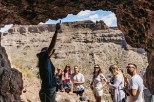 Gran Canaria: The Red Canyon Tour with Local Food Tasting - Picking up in Gran Canaria: timing and the road reality