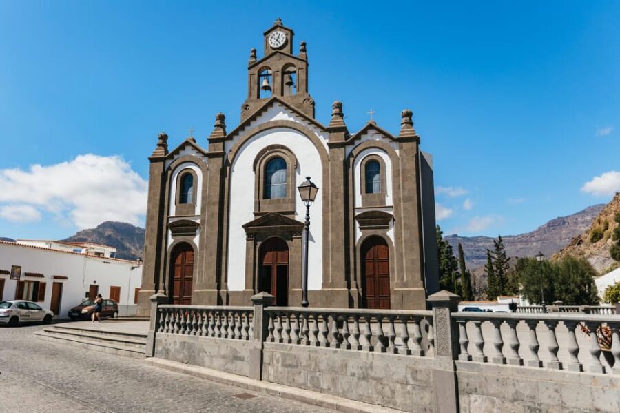 Gran Canaria: The Red Canyon Tour with Local Food Tasting - Santa Lucía de Tirajana: where food tasting turns into a real break