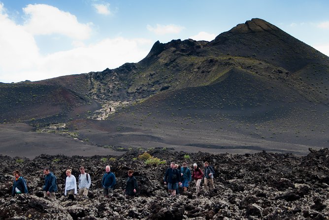 Guided hiking in the Natural Park of Los Volcanes. - Key things to know before you go