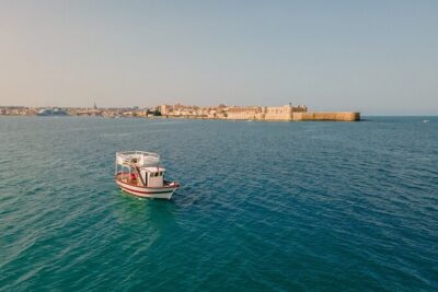 Half Day Boat Tour on the Syracuse Coast with Lunch - Meeting at 11:00am and how the 4 hours play out