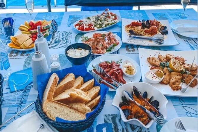 Half-Day Exclusive Catamaran Cruise in Santorini with Meal and Open Bar - Price and value: why $133.02 can make sense in Santorini