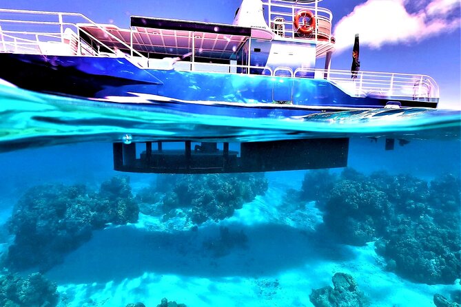 Half day lagoon safari tour in Bora Bora- Shared tour - The Scenic Bonus: Circling the Island by Boat