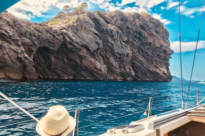 Half Day Sailing Excursion along the Coast - Who This Mallorca Half-Day Sail Fits Best