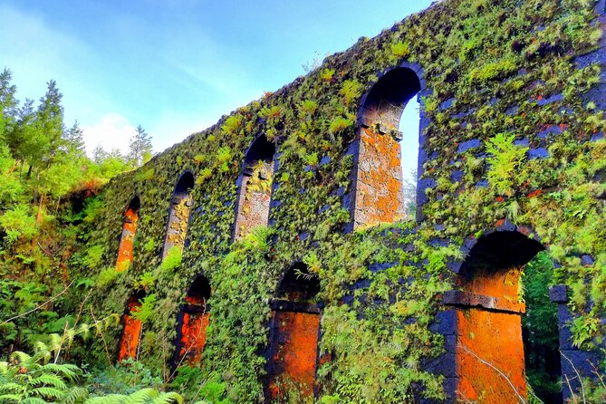 Half Day Sete Cidades Crater Minivan Tour - Stop 2: Igreja de São Nicolau for a calm break and local flavor