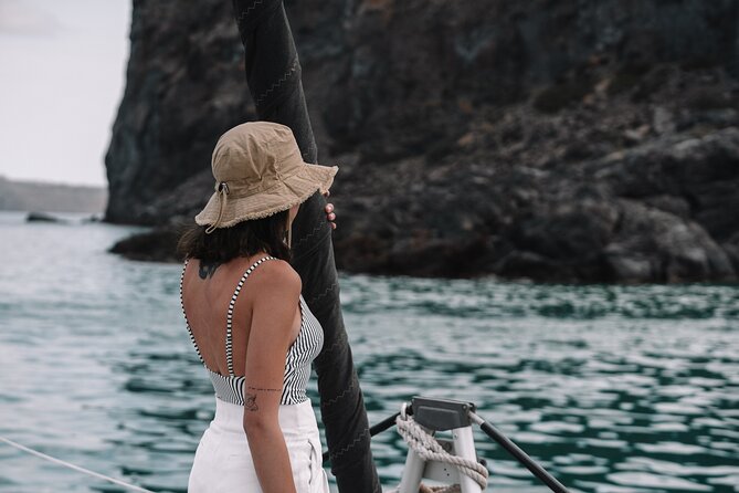 Half-Day Tailor-made Private Catamaran Cruise in Santorini - Santorini Volcano stop: short time, strong mood