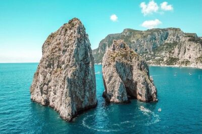 Half day tour of Capri by private boat - Marina Piccola and the Cave of the Sailors: the cruise’s warm-up