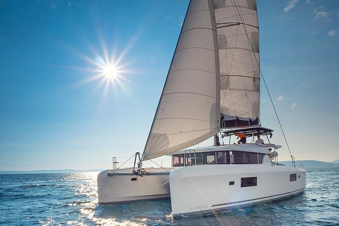 Half Day Tour on a Luxury Catamaran on Madeira Island - A 3-hour catamaran day: timing, rhythm, and what actually happens