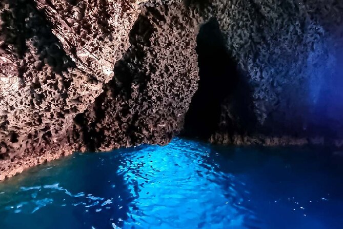 Half day with lunch in luxury private tour - Swimming and snorkeling: masks on board, with flexible effort