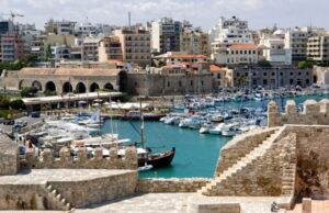 Heraklion: Food Tastings Walking Tour - Ellinikós Kafés: Sand Coffee and Cup Reading