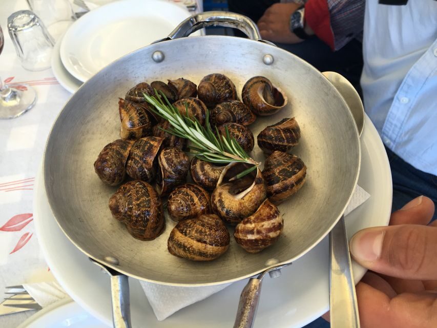 Heraklion: Food Tastings Walking Tour - Olive Oil Tasting: The Lesson Behind the World-Famous Bottle