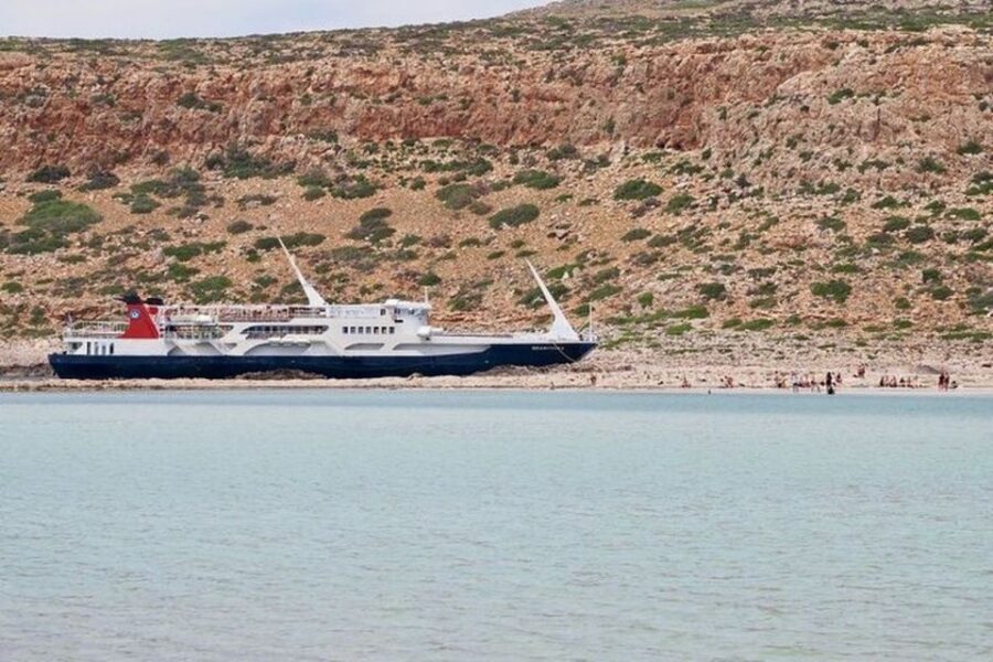 Heraklion: Gramvousa Island Day Trip & Balos Beach - Ferry cruise to Gramvousa: cliffs, commentary, and a snack stop