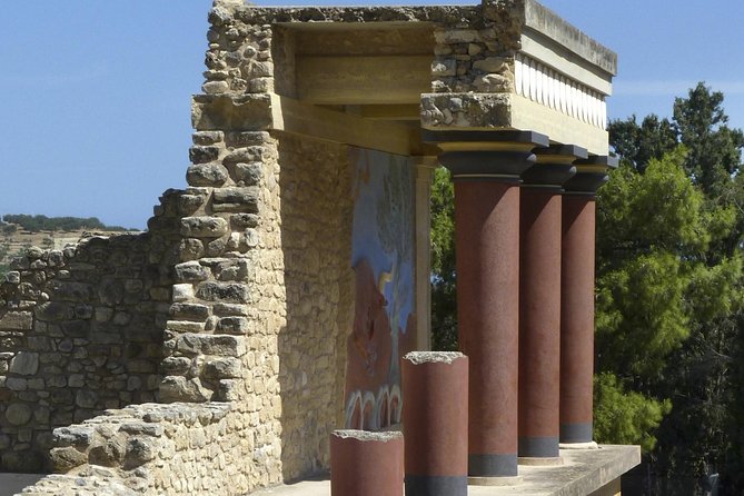Heraklion Hop-On Hop-Off Bus Tour - What you’re really paying for: flexibility in one day