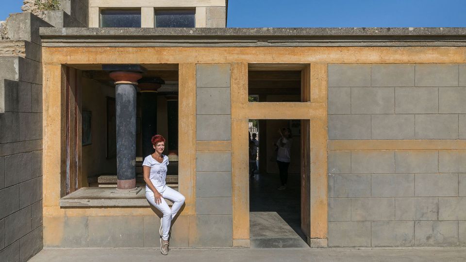 Heraklion: Knossos Private Guided Tour & Skip-the-Line Entry - Myths, Frescoes, and the Rooms That Make the Story Stick
