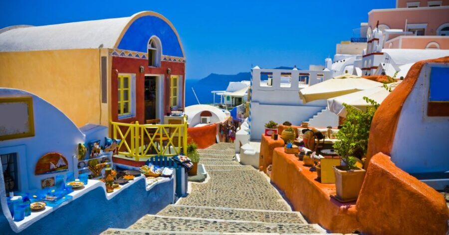Heraklion or Ag Nikolaos: Oia & Fira Full-Day Santorini Trip - Air-conditioned island bus and on-board guide commentary