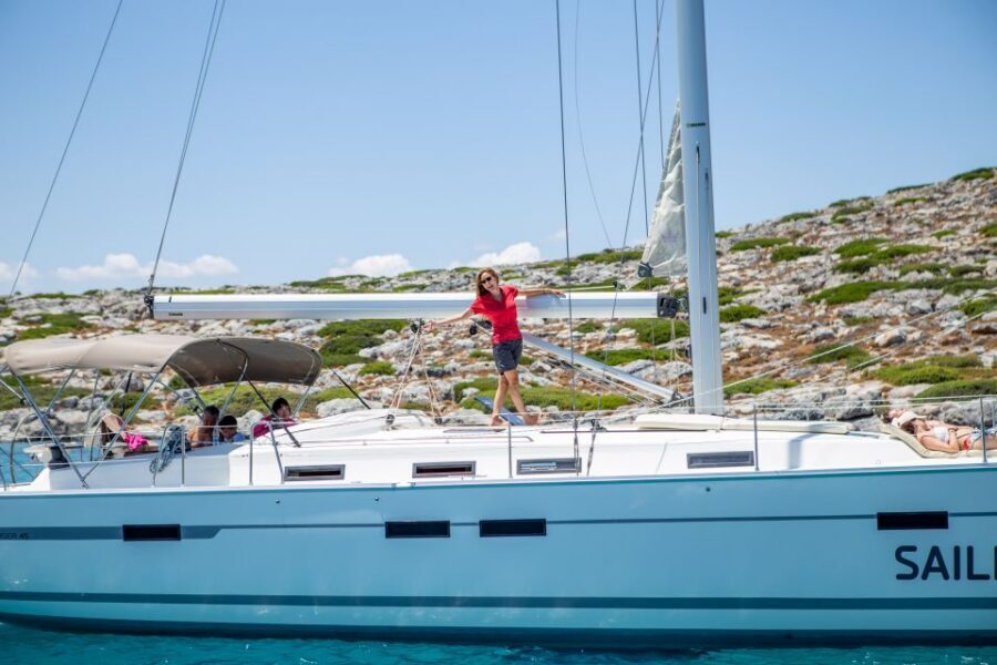 Heraklion: Private Full-Day Sailing Trip to Dia Island - The boat itself: comfort matters more than you’d expect