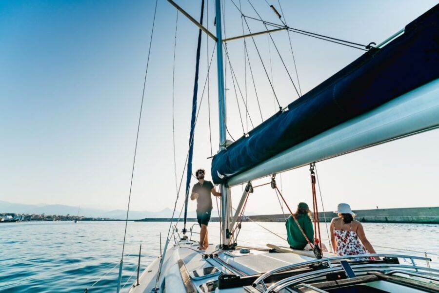 Heraklion: Sailboat Cruise to Dia Island with Drinks & Lunch - What to bring and how to prep for a sea day