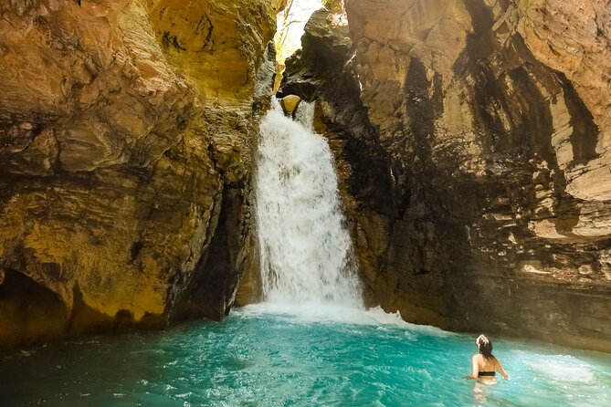 Hiking Tour of La Leona Waterfall with Lunch - Getting From Tamarindo to Rincon de la Vieja Without Stress