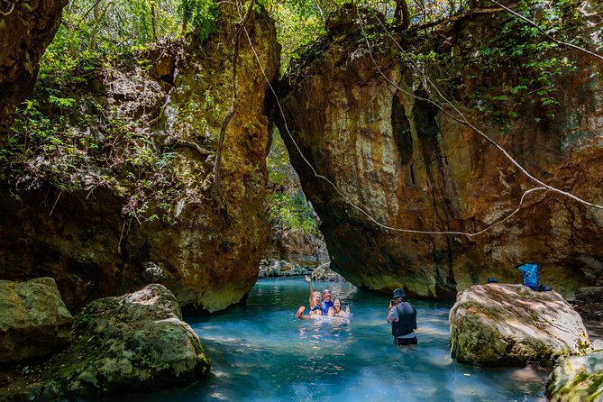 Hiking Tour of La Leona Waterfall with Lunch - The Swim Finish: Lifejackets, Rope Pulls, and Staying Calm