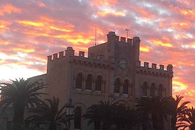 Historic Ciutadella: A Self-Guided Audio Tour - Getting started at Plaça des Born (and what to bring)