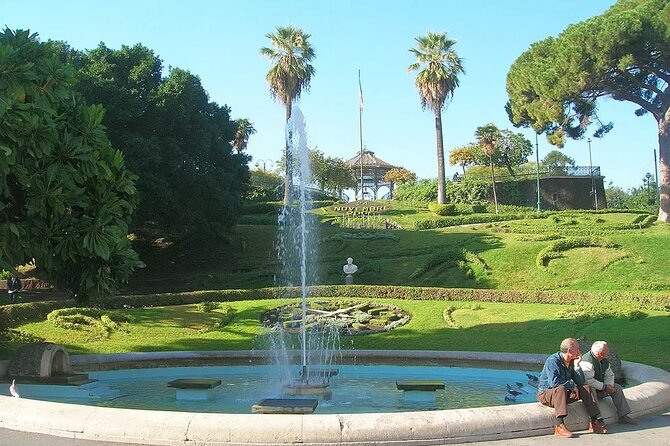 Hop on hop off Catania-Acicastello-Acitrezza panoramic bus - Stop 3: Hotel Nettuno for waterfront views