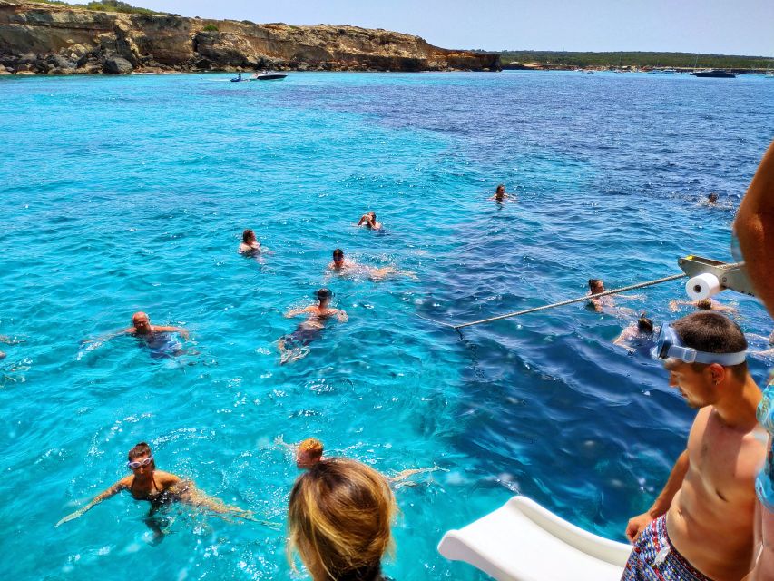 Ibiza: Crystal Waters Formentera, Open Bar and Buffet Lunch - Formentera in a day: why this boat format makes sense