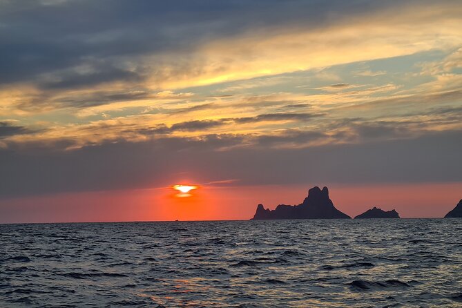 Ibiza & Formentera Private Deluxe Sailing: Full Day - S’Espalmador: SUP boards and water time between islands