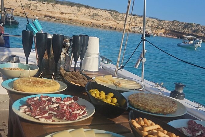 Ibiza: Private Sailboat with Tapas, Open Bar & Music - Music, Captain Style, and the Small-Group Dynamic